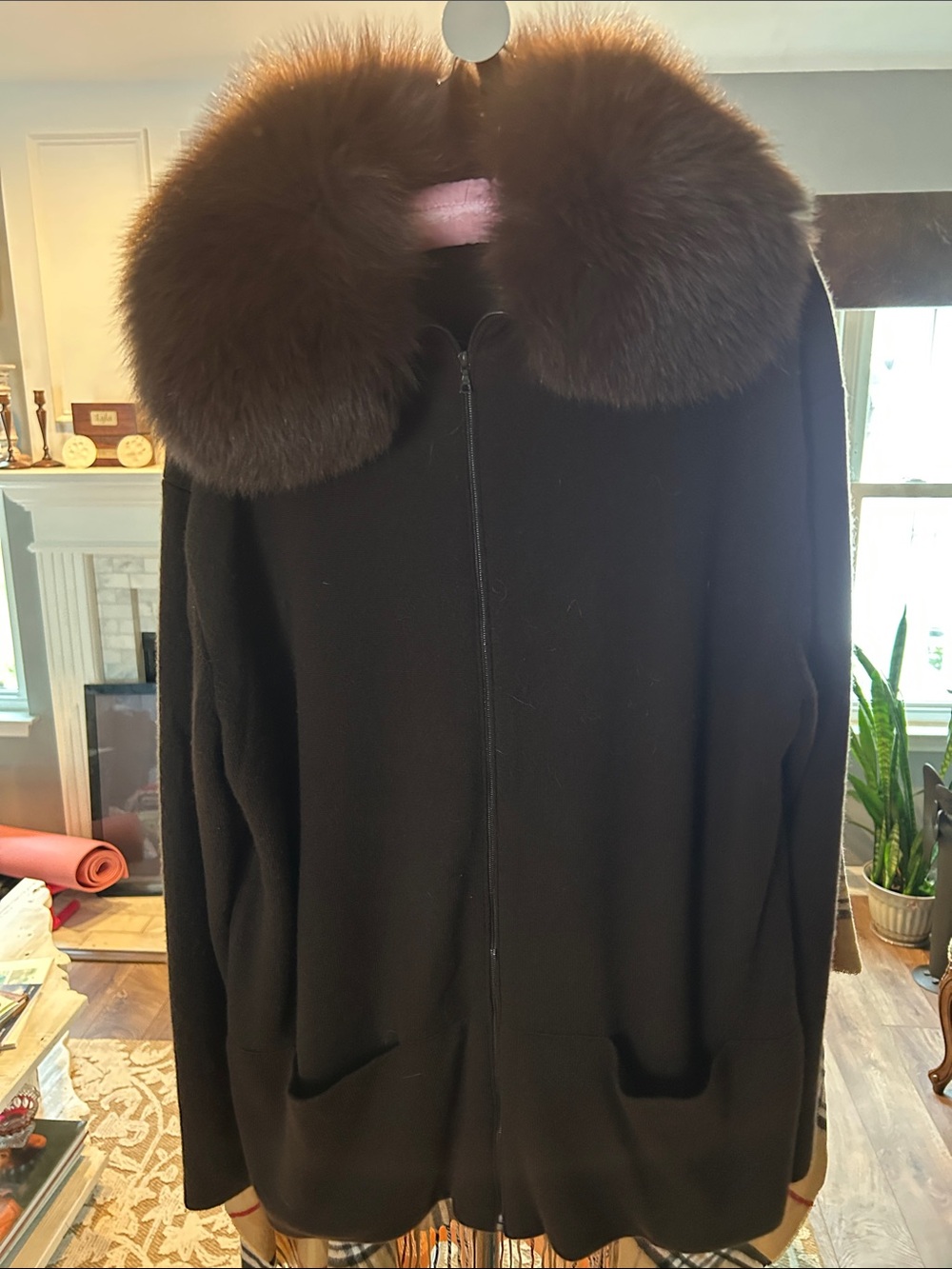 Neiman Marcus 100% Cashmere Sweater with Detachable Fox Collar